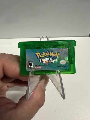 Pokemon emerald version gba - emerald,