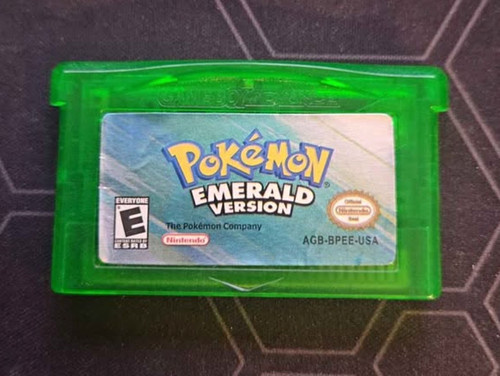 Nintendo pokémon emerald - pokémon,